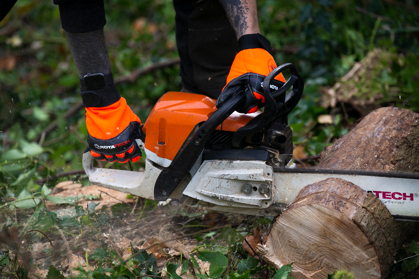 Rotatech's Complete Guide To Chainsaw Oil
